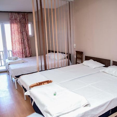 Art Theatre Caffe Hotel 스트루가 외부 사진